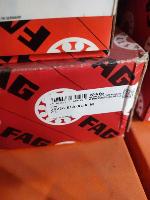 Vòng bi 23224 E1AXLKMC3 FAG